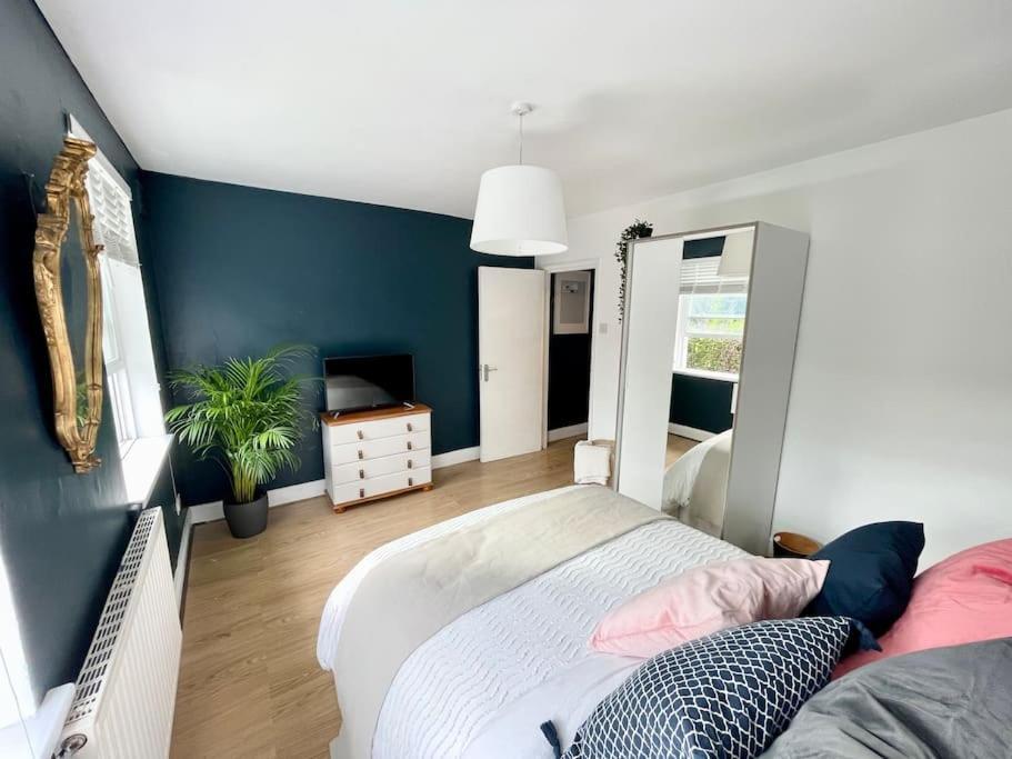 *New* Beautiful 2 Bedroom House In Central Location Лондон Экстерьер фото